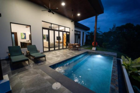 Modern Villa Overlooking Macal River Valley